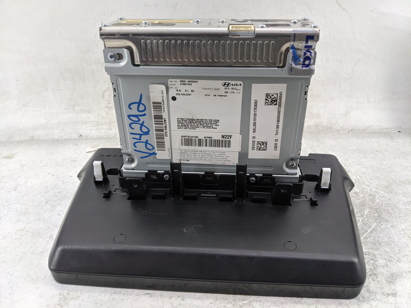 2022 Kia Seltos Radio AM FM Cd Player Receiver Replacement P/N:96560-Q5220DHV ATBB0THAN Fits OEM Used Auto Parts - Oemusedau