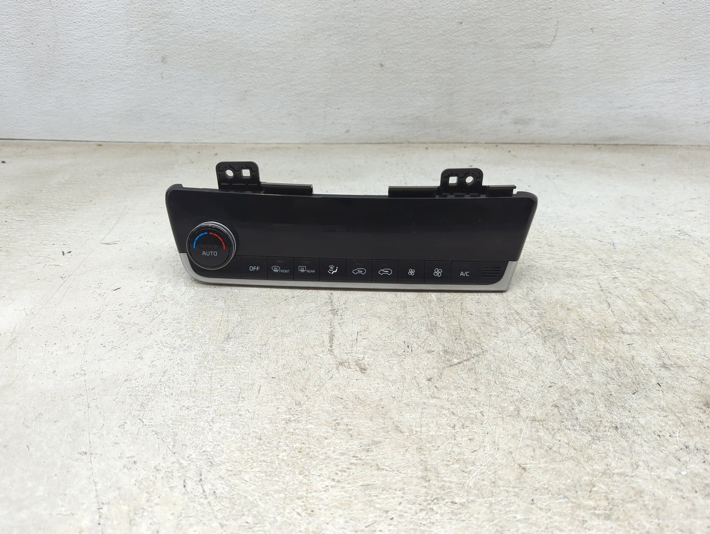 2021-2022 Kia Seltos Climate Control Module Temperature AC/Heater Replacement P/N:97250-Q5290 C20038-1340 Fits Fits 2021 202