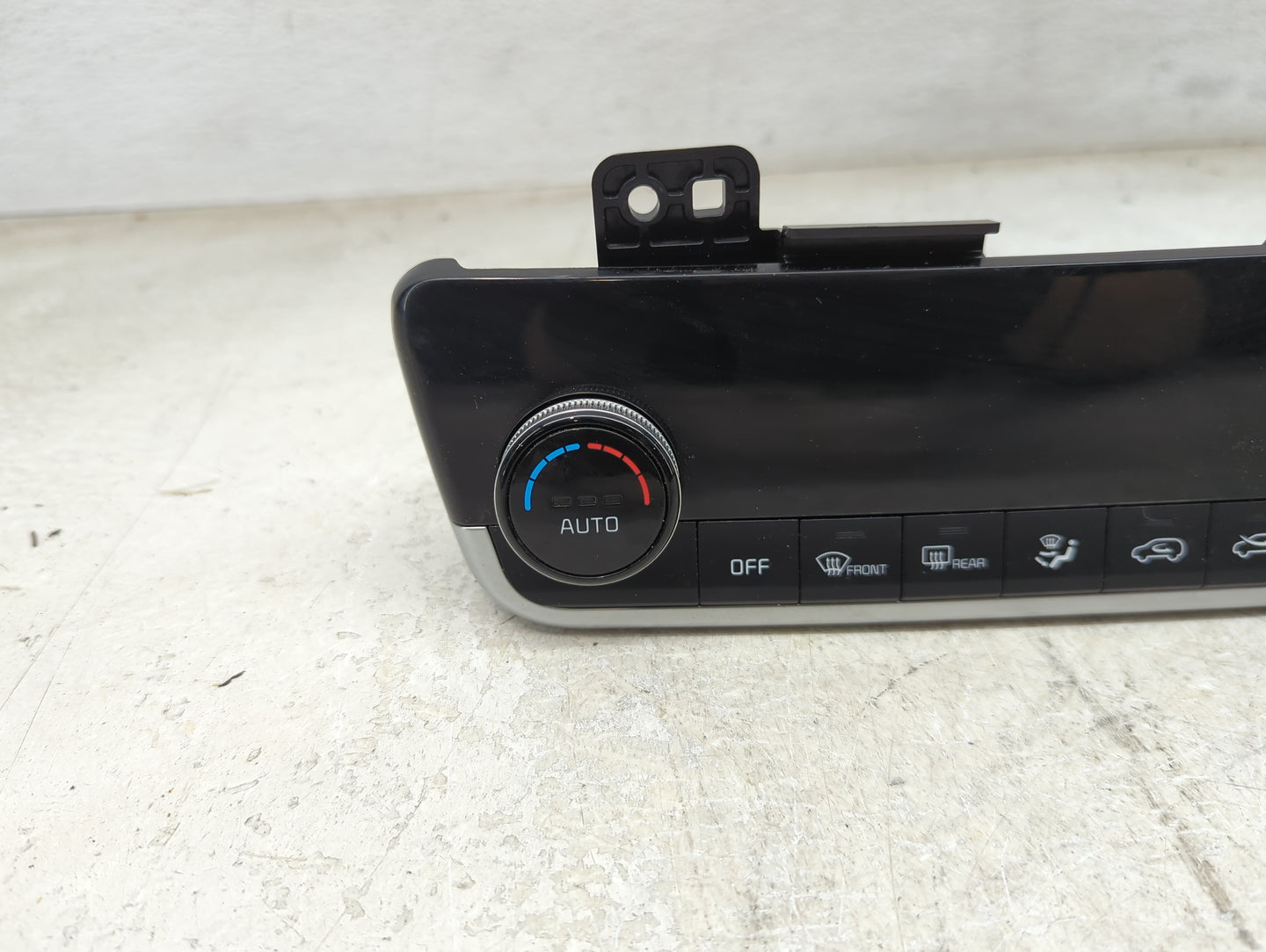 2021-2022 Kia Seltos Climate Control Module Temperature AC/Heater Replacement P/N:97250-Q5290 C20038-1340 Fits Fits 2021 202