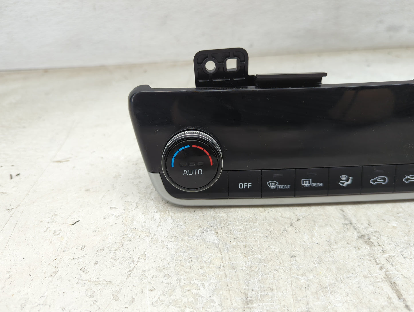 2021-2022 Kia Seltos Climate Control Module Temperature AC/Heater Replacement P/N:97250-Q5290 C20038-1340 Fits Fits 2021 202