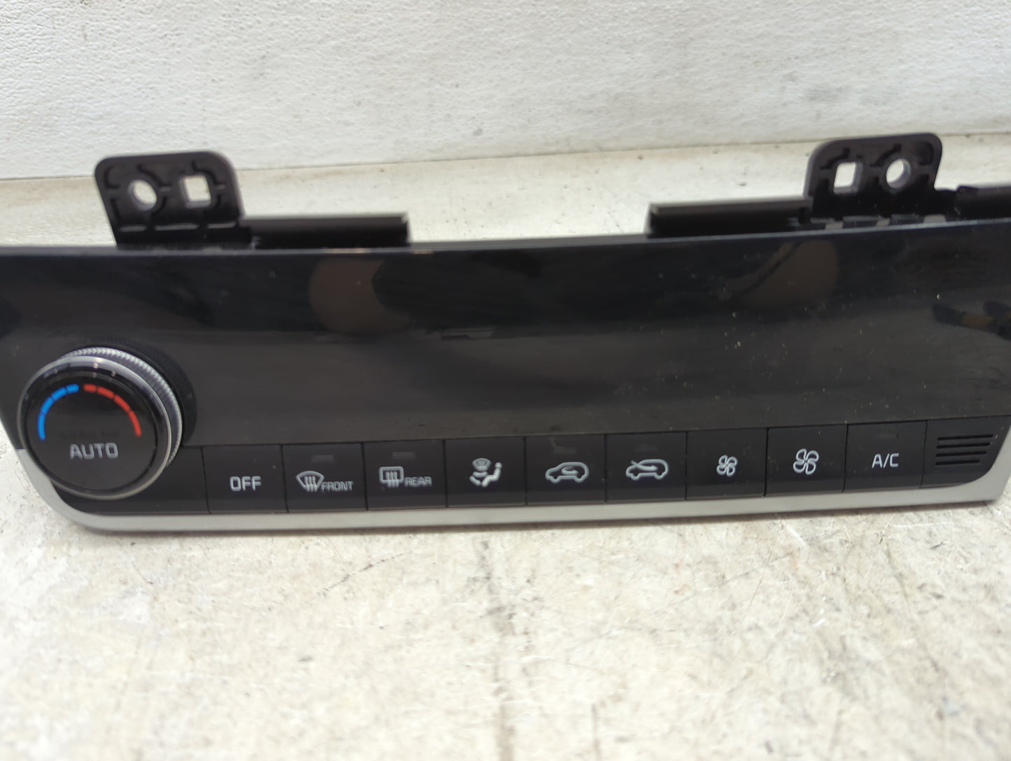 2021-2022 Kia Seltos Climate Control Module Temperature AC/Heater Replacement P/N:97250-Q5290 C20038-1340 Fits Fits 2021 202