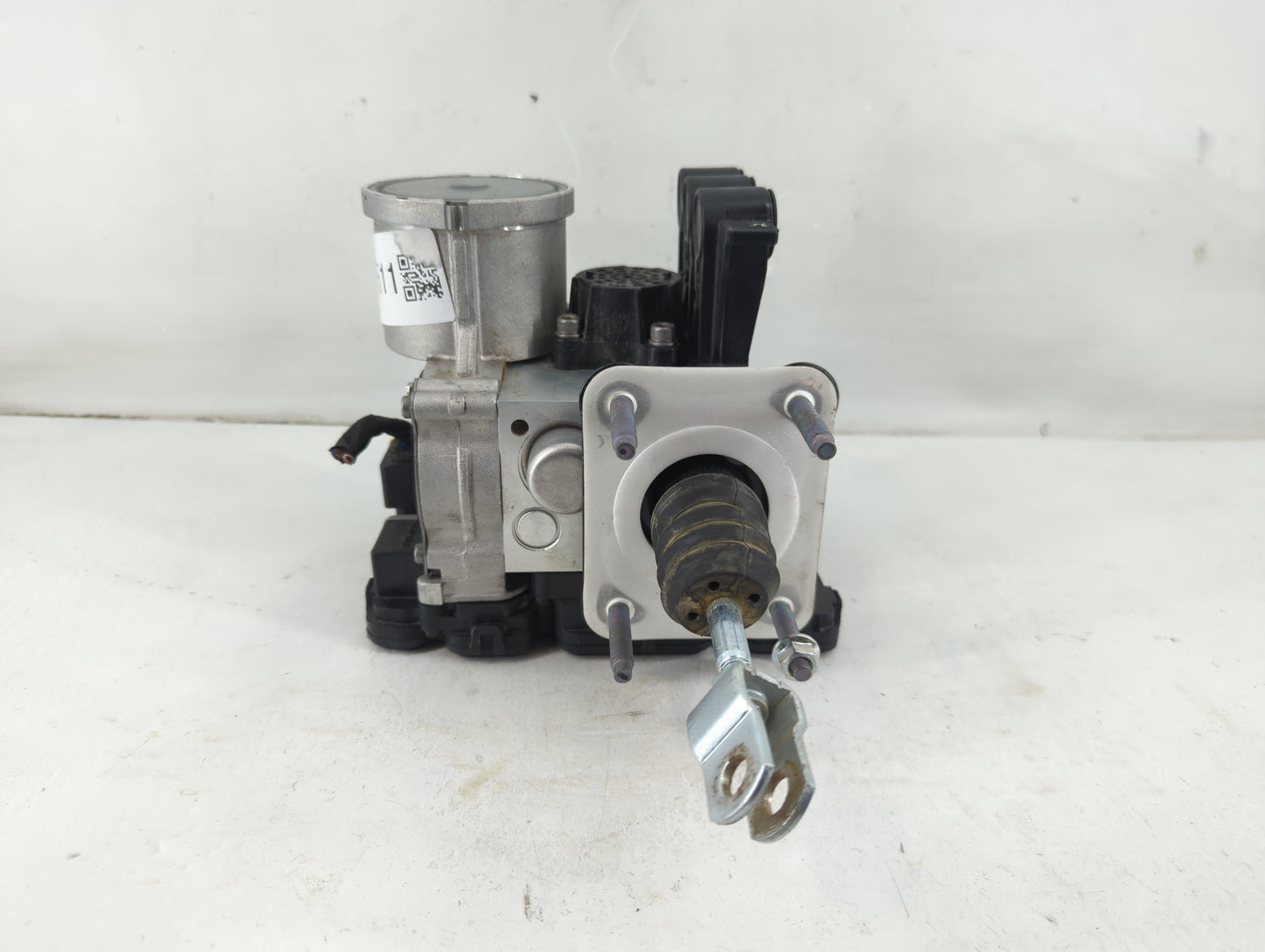 2021 Kia Sorento ABS Pump Control Module Replacement P/N:A5000135AED Fits OEM Used Auto Parts - Oemusedautoparts1.com