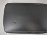 2021 Kia Sorento Center Console Armrest Cover Lid Fits OEM Used Auto Parts - Oemusedautoparts1.com