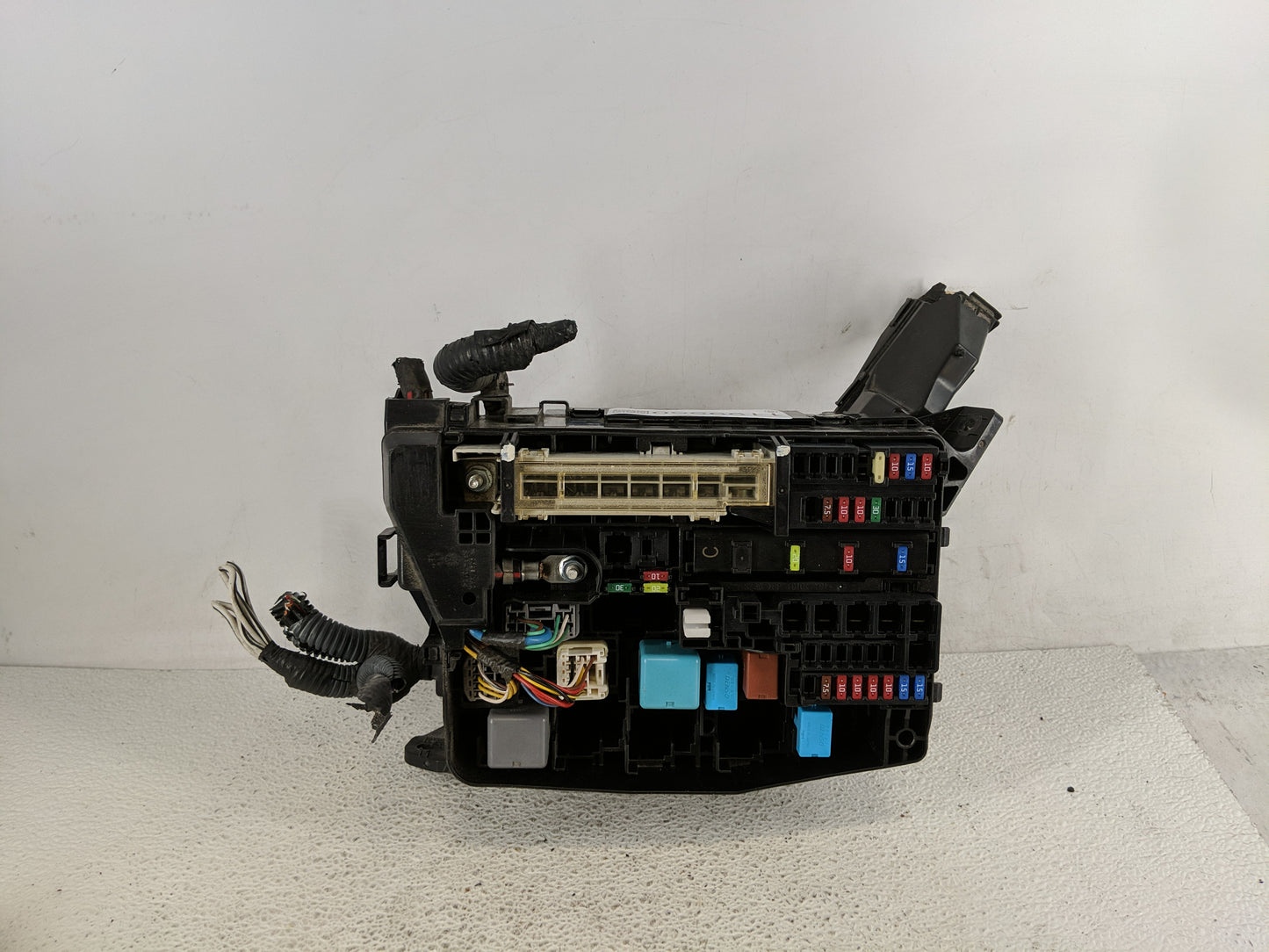 2022 Kia Sorento Fusebox Fuse Box Panel Relay Module P/N:91959-P2200 Fits OEM Used Auto Parts - Oemusedautoparts1.com