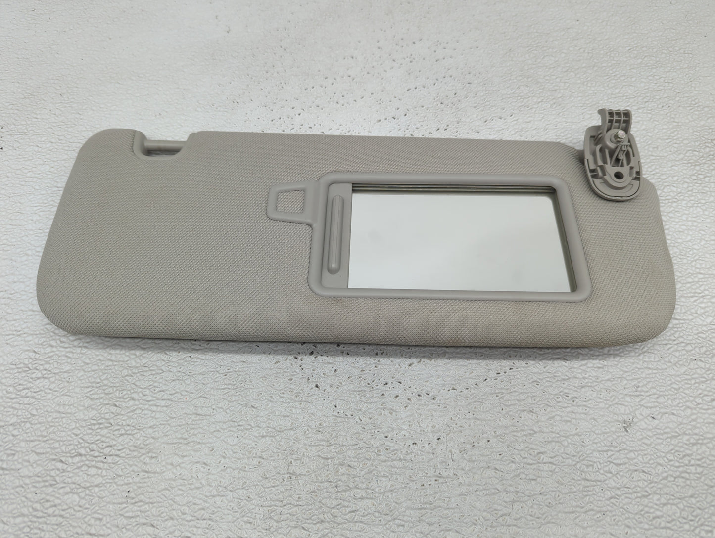 2021 Kia Sorento Sun Visor Shade Replacement Passenger Right Mirror Fits OEM Used Auto Parts - Oemusedautoparts1.com