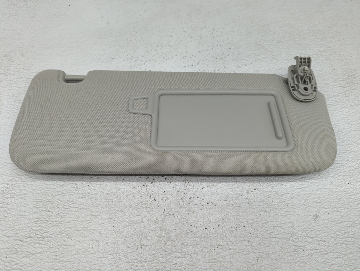 2021 Kia Sorento Sun Visor Shade Replacement Passenger Right Mirror Fits OEM Used Auto Parts - Oemusedautoparts1.com