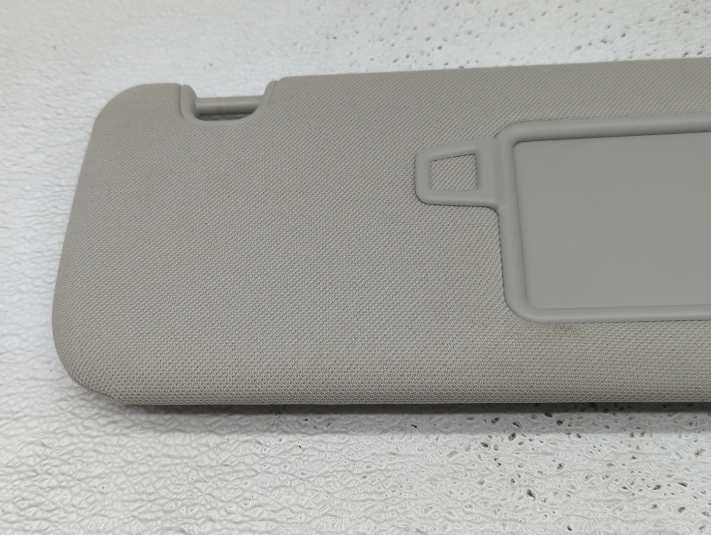 2021 Kia Sorento Sun Visor Shade Replacement Passenger Right Mirror Fits OEM Used Auto Parts - Oemusedautoparts1.com