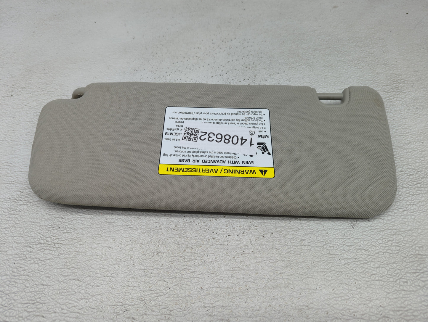 2021 Kia Sorento Sun Visor Shade Replacement Passenger Right Mirror Fits OEM Used Auto Parts - Oemusedautoparts1.com