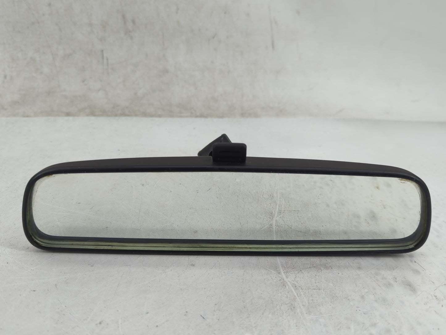 2021 Kia Sorento Interior Rear View Mirror Replacement OEM P/N:E11048973 Fits Fits 2020 2022 OEM Used Auto Parts - Oemusedau
