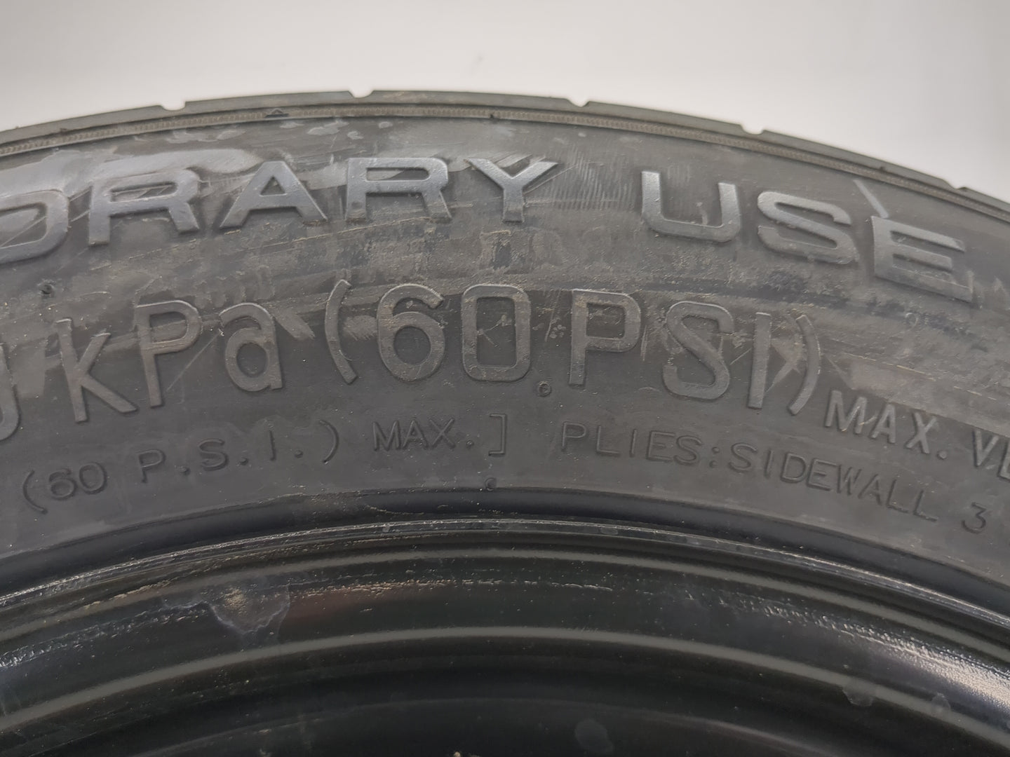 2021-2022 Kia Sorento Spare Donut Tire Wheel Rim Oem - Oemusedautoparts1.com