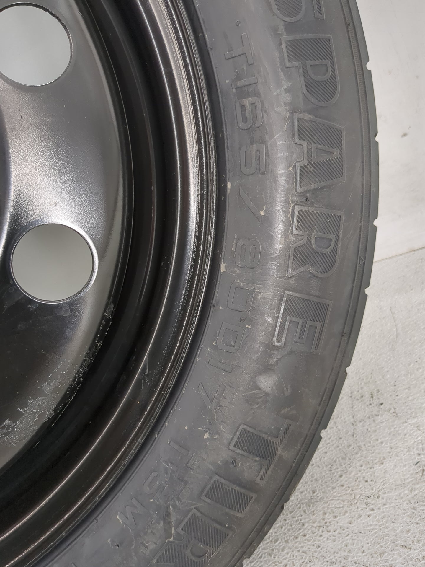 2021-2022 Kia Sorento Spare Donut Tire Wheel Rim Oem - Oemusedautoparts1.com