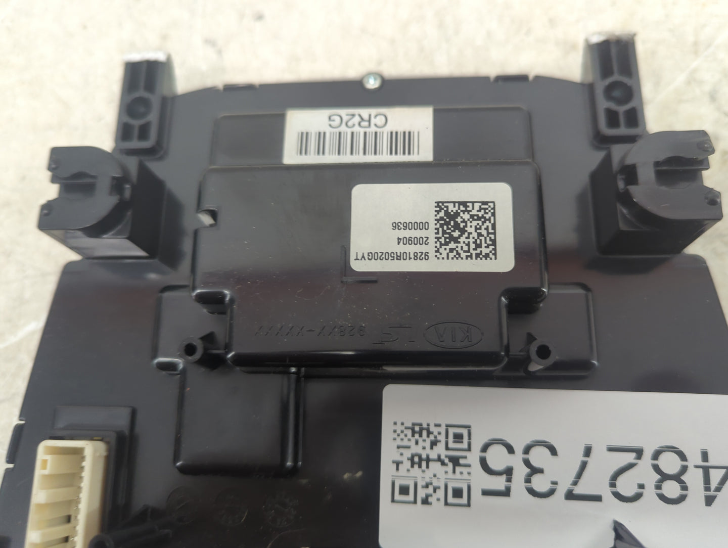2021-2021 Kia Sorento Overhead Console W/rear Climate Control 1482735 - Oemusedautoparts1.com