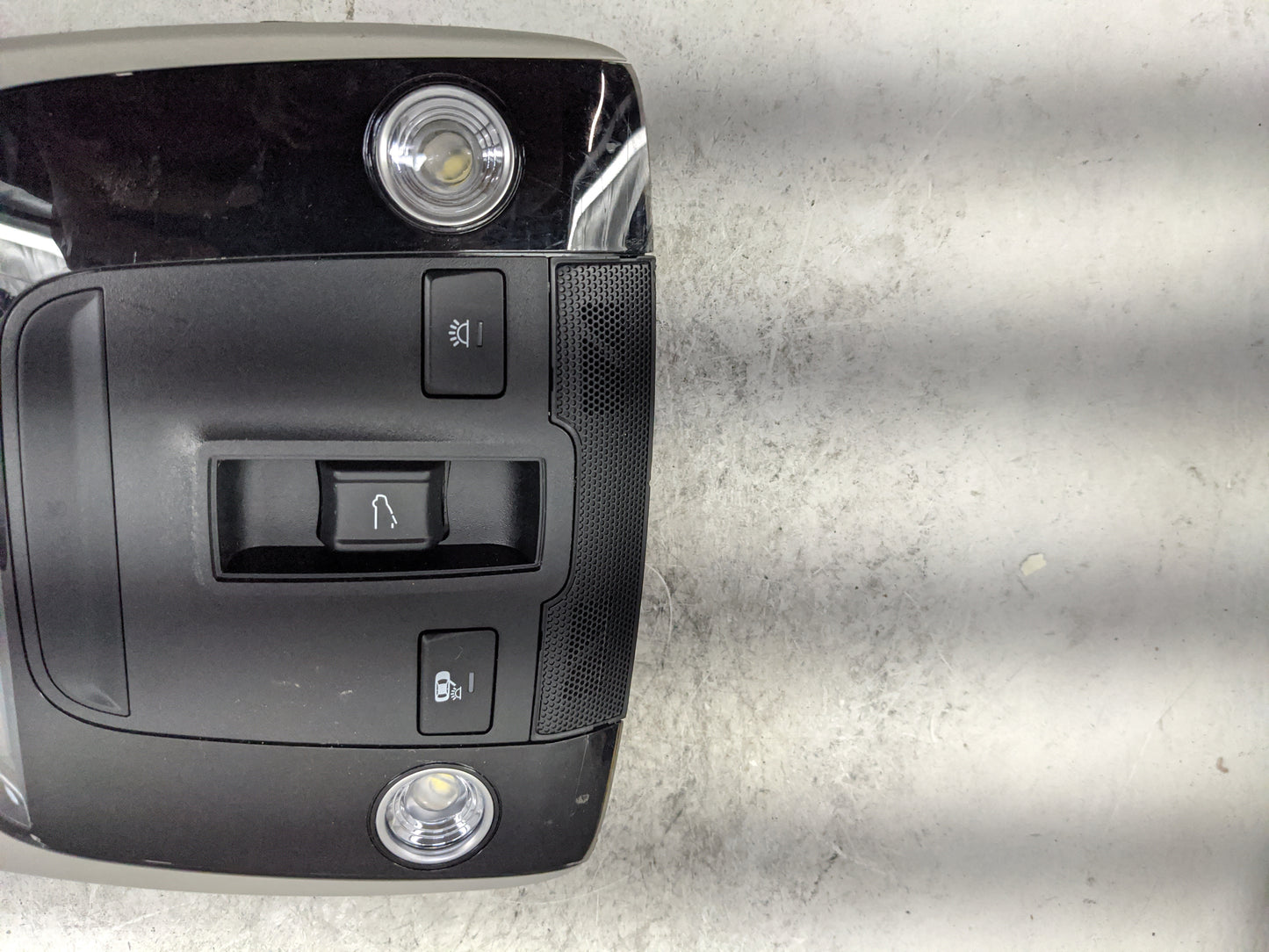 2021-2021 Kia Sorento Overhead Console W/rear Climate Control - Oemusedautoparts1.com