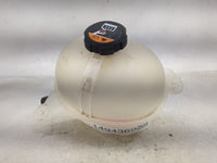 2021-2021 Kia Sorento Radiator Coolant Overflow Expansion Tank Bottle - Oemusedautoparts1.com