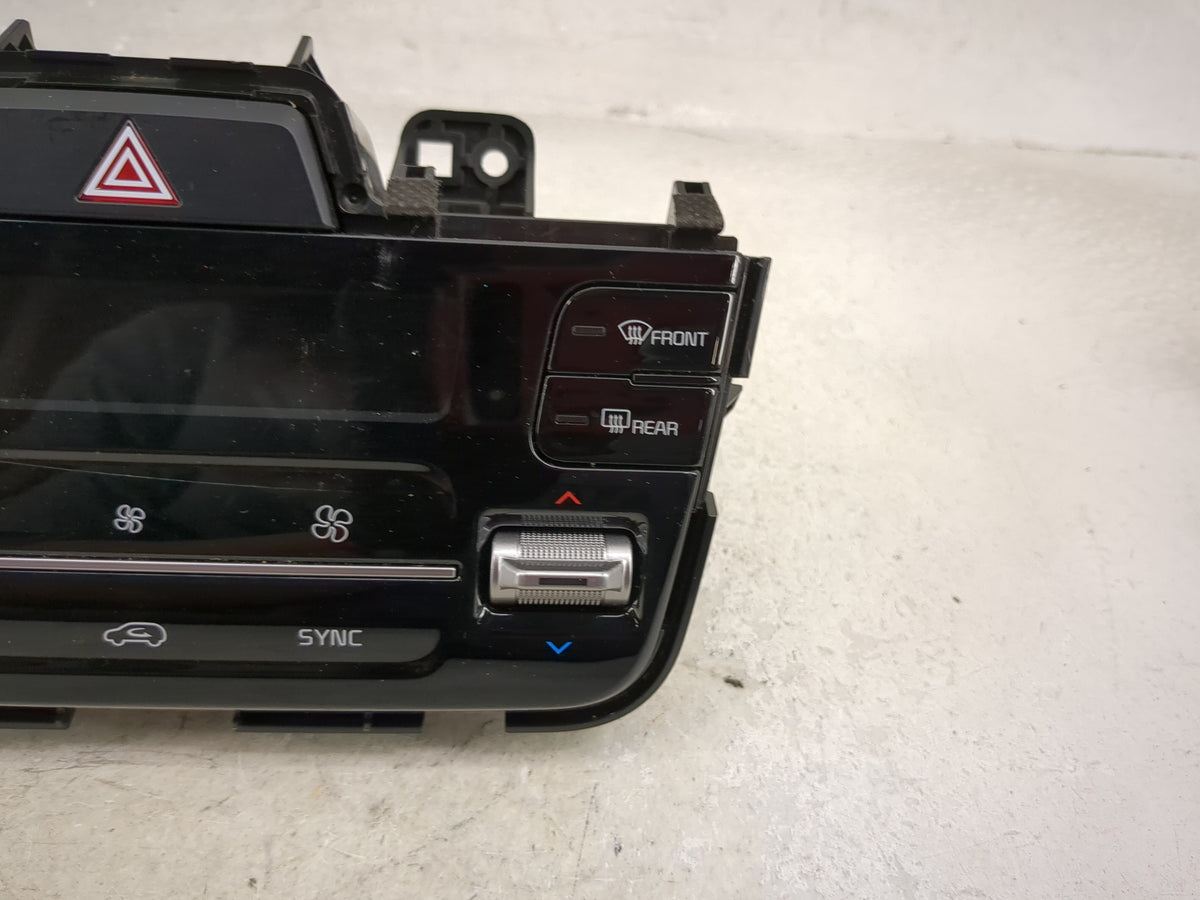 2021 Kia Sorento Climate Control Module Temperature AC/Heater Replacement P/N:97250-P2XXX Fits OEM Used Auto Parts - Oemused