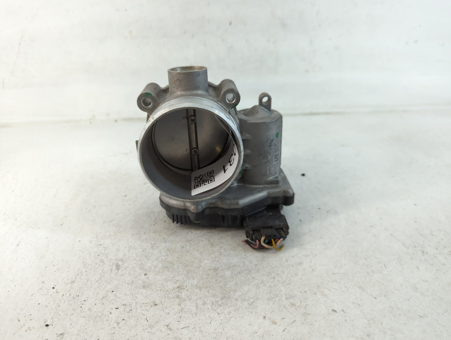 2021 Kia Sorento Throttle Body P/N:35100-2S000 Fits Fits 2020 2022 2023 OEM Used Auto Parts - Oemusedautoparts1.com