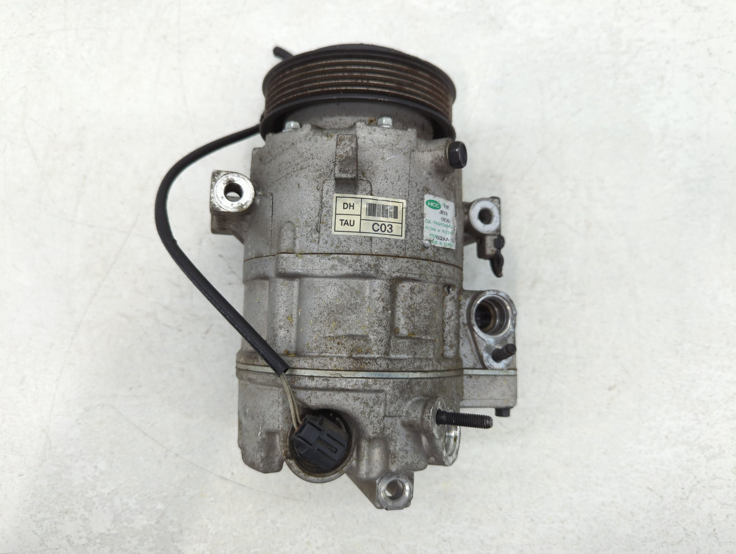 2021-2021 Kia Sorento Air Conditioning A/c Ac Compressor Oem - Oemusedautoparts1.com