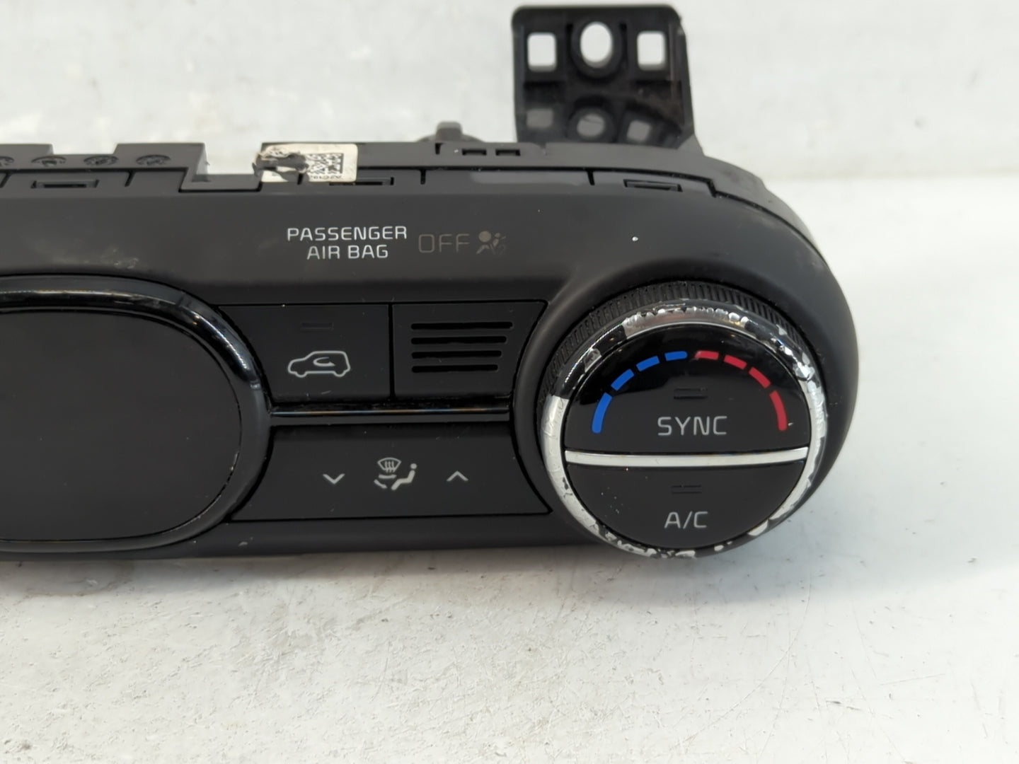 2020-2021 Kia Soul Climate Control Module Temperature AC/Heater Replacement P/N:97250-K0350 Fits Fits 2020 2021 OEM Used Aut