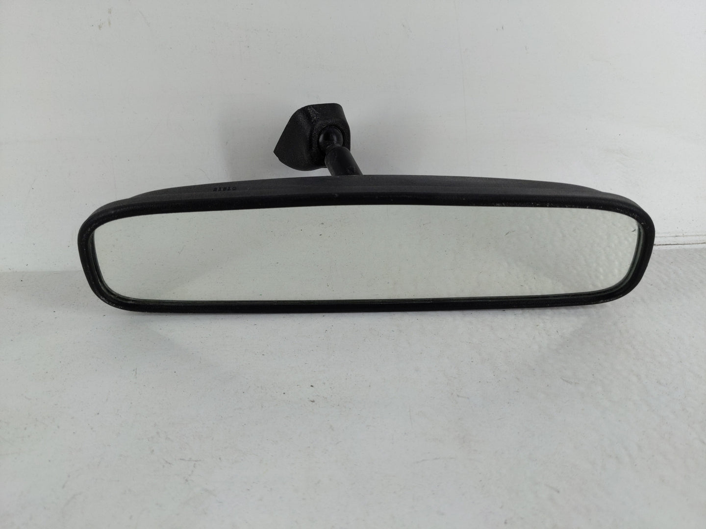 2020-2021 Kia Soul Interior Rear View Mirror Replacement OEM P/N:E13049873 Fits Fits 2018 2019 2020 2021 2022 OEM Used Auto 