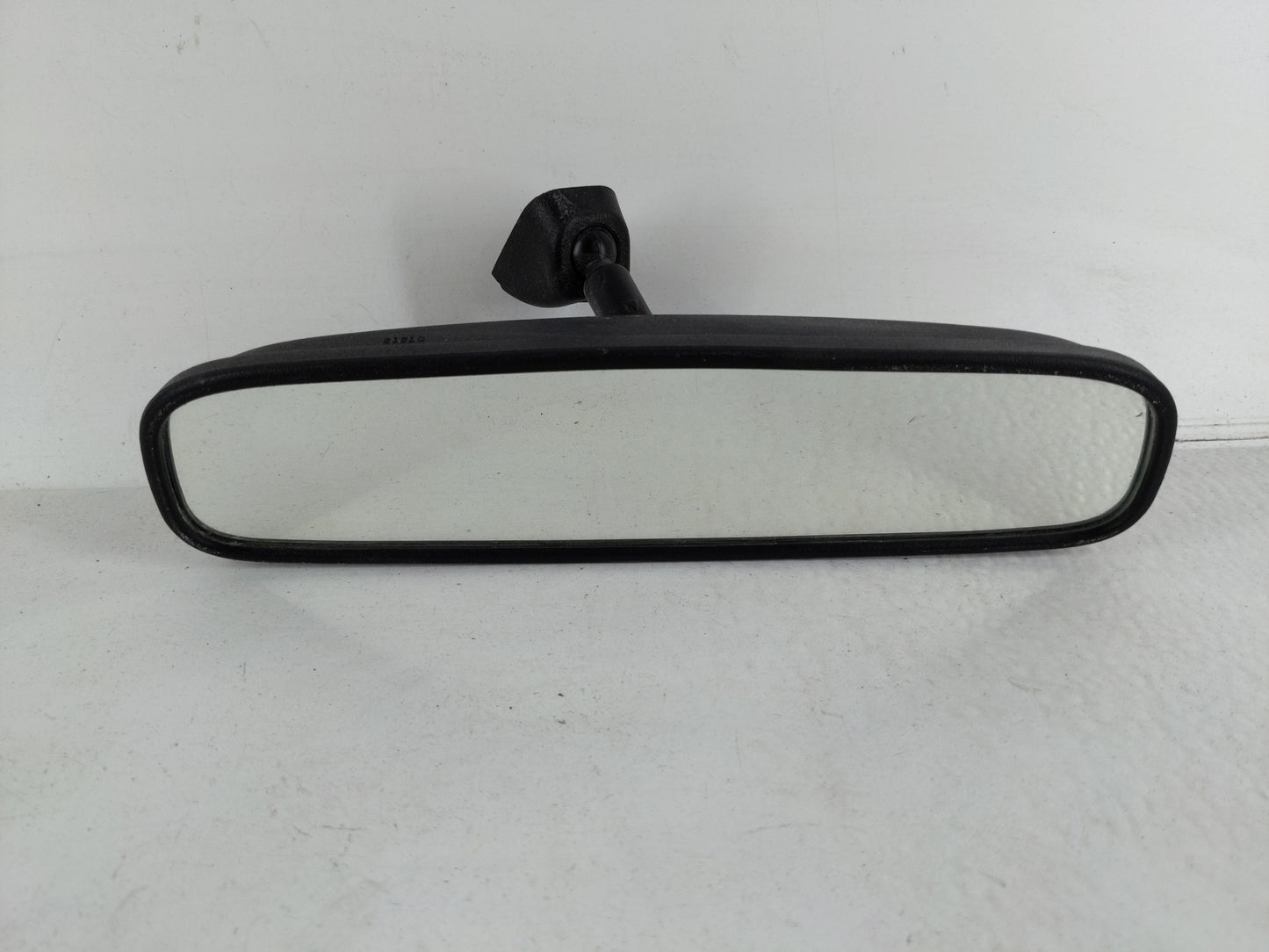 2020-2021 Kia Soul Interior Rear View Mirror Replacement OEM P/N:E13049873 Fits Fits 2018 2019 2020 2021 2022 OEM Used Auto 