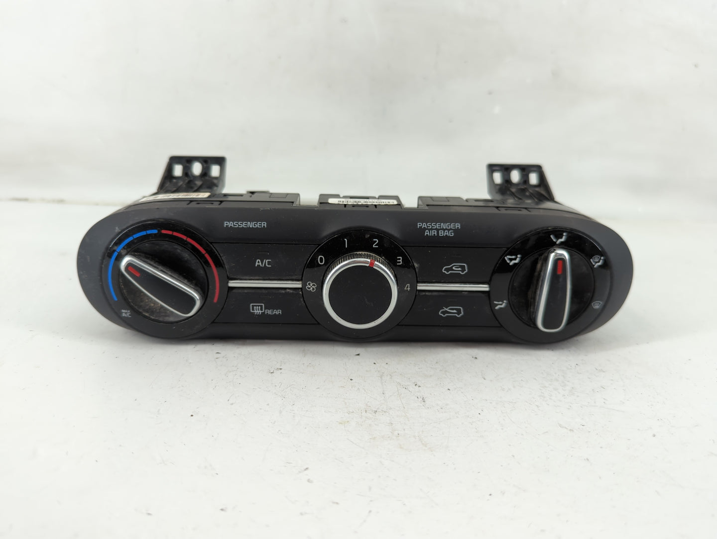 2020-2021 Kia Soul Climate Control Module Temperature AC/Heater Replacement P/N:97250-K0650 Fits Fits 2020 2021 OEM Used Aut