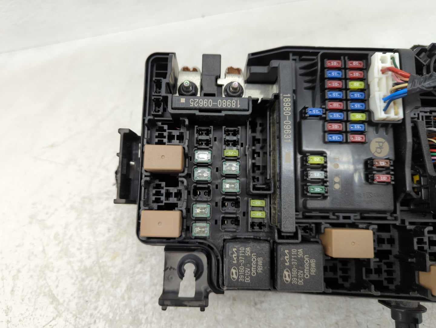 2022 Kia Soul Fusebox Fuse Box Panel Relay Module P/N:91240K0341 Fits OEM Used Auto Parts - Oemusedautoparts1.com