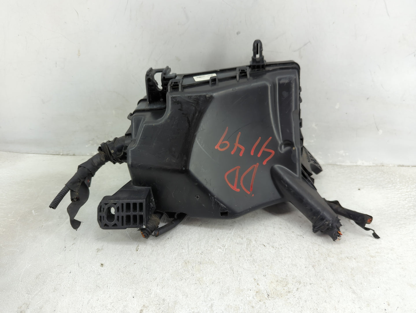 2022 Kia Soul Fusebox Fuse Box Panel Relay Module P/N:18980-09645 18980-09631, 18980-09612, 91956-M7520, 39160-37110 Fits OE
