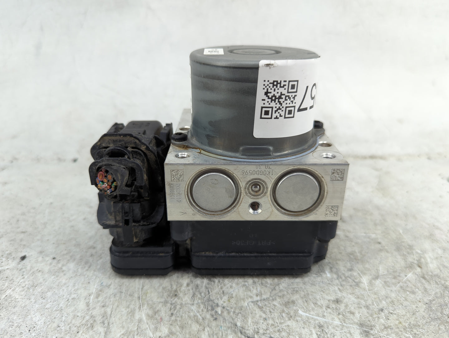 2020-2021 Kia Soul ABS Pump Control Module Replacement P/N:58910-K0100 BE600EAC00 Fits Fits 2020 2021 OEM Used Auto Parts - 