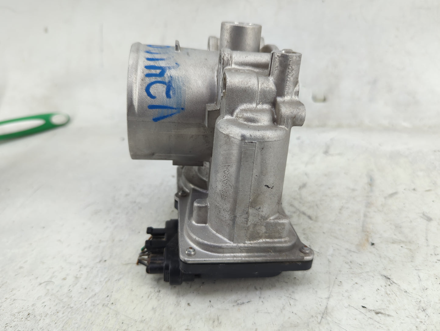 2020-2021 Kia Soul Throttle Body P/N:35100-2E410 Fits Fits 2020 2021 2022 OEM Used Auto Parts - Oemusedautoparts1.com