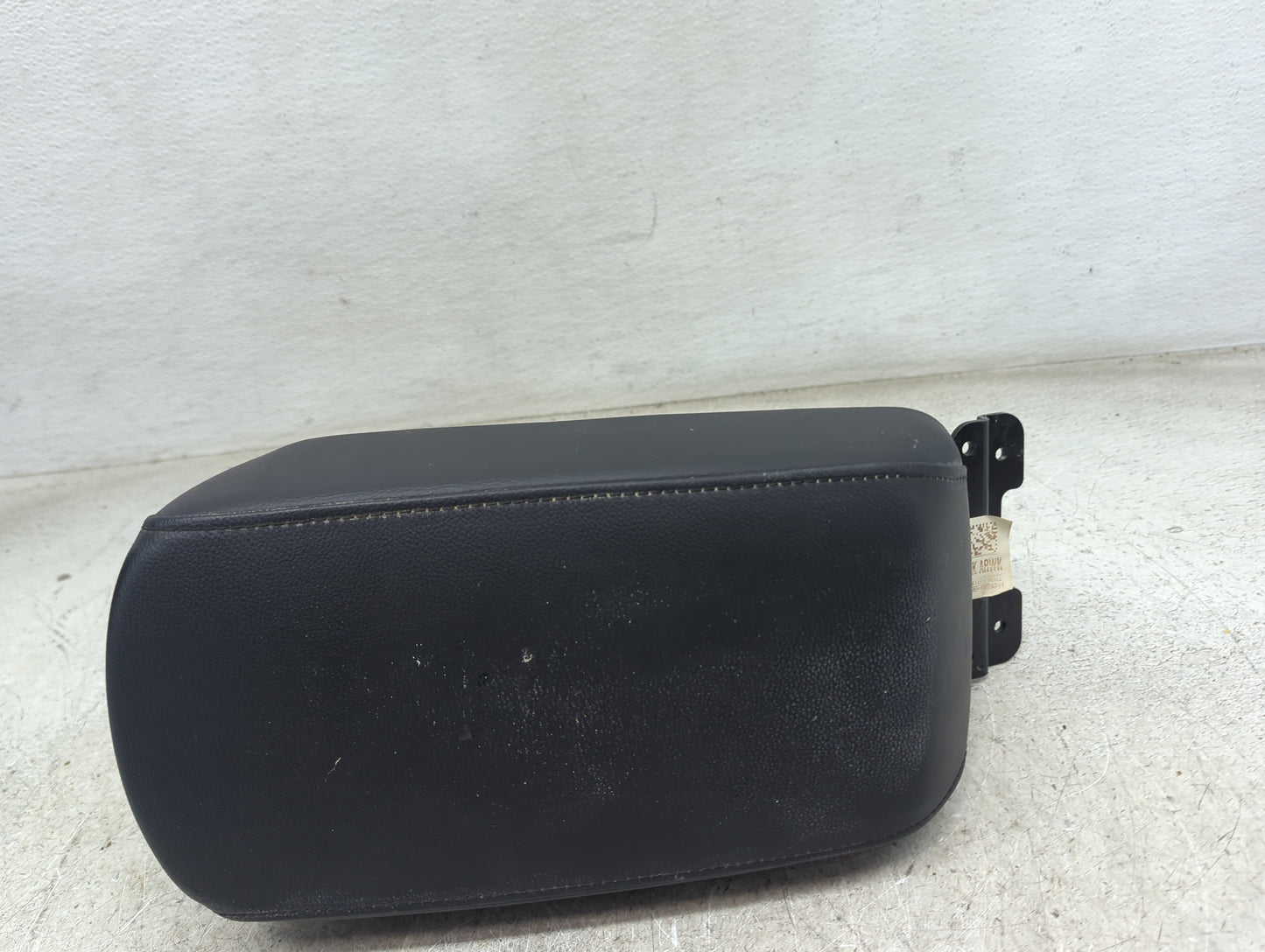2022 Kia Soul Center Console Armrest Cover Lid Fits OEM Used Auto Parts - Oemusedautoparts1.com