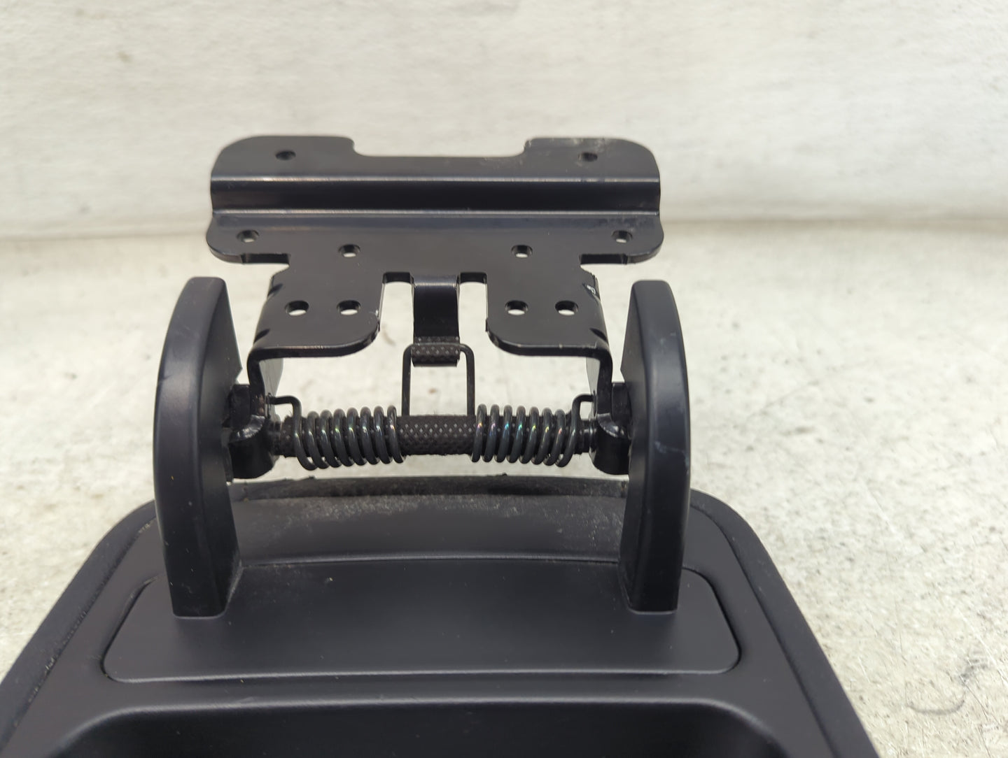 2022 Kia Soul Center Console Armrest Cover Lid Fits OEM Used Auto Parts - Oemusedautoparts1.com