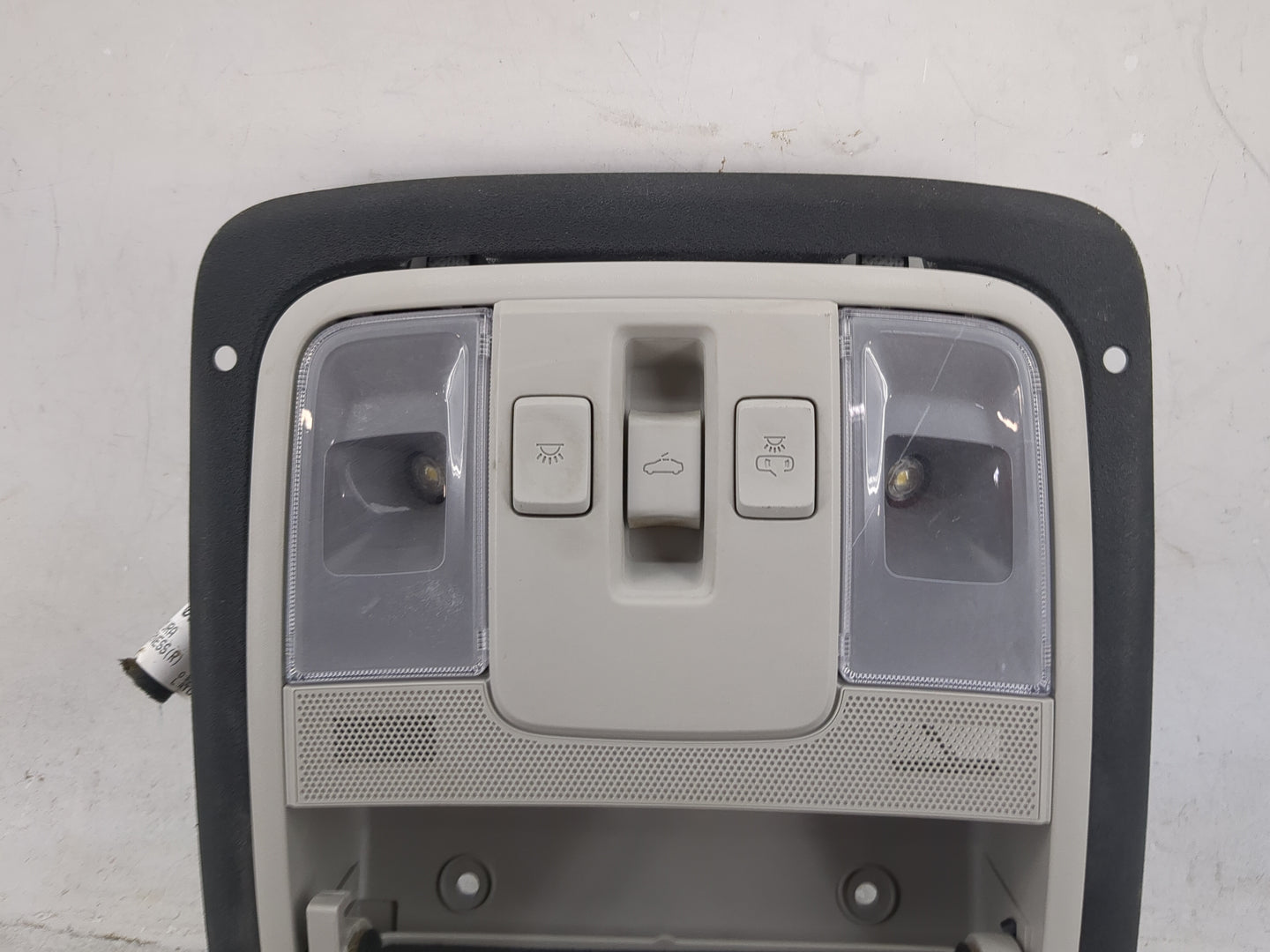 2020-2021 Kia Soul Overhead Roof Console Gray - Oemusedautoparts1.com