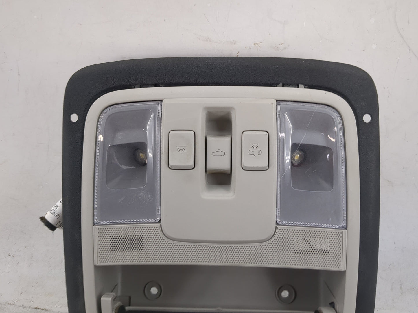 2020-2021 Kia Soul Overhead Roof Console Gray - Oemusedautoparts1.com