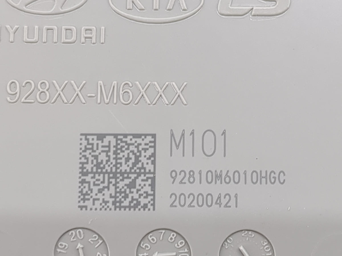 2020-2021 Kia Soul Overhead Roof Console Gray - Oemusedautoparts1.com