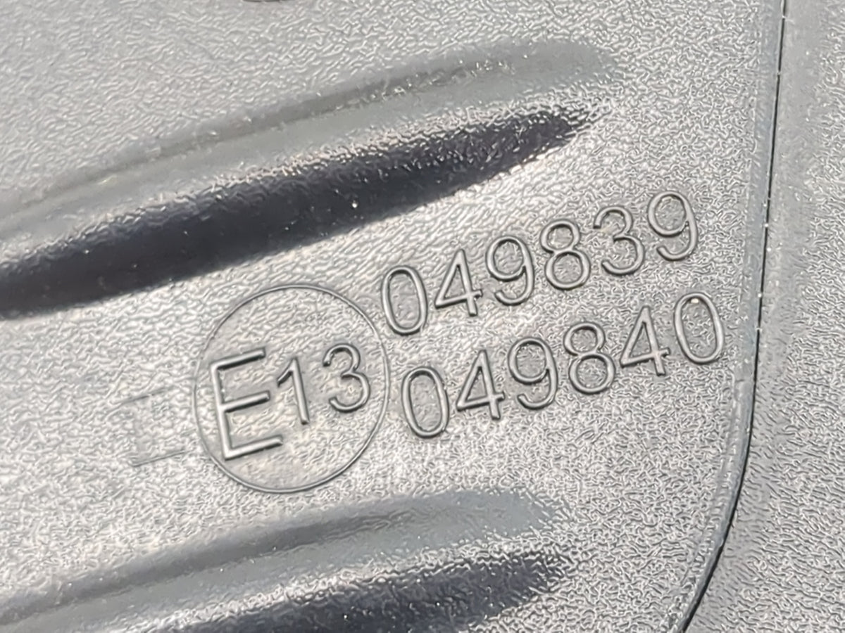 2020-2021 Kia Soul Driver Side View Mirror - Left Door Mirror OEM Used - Oemusedautoparts1.com