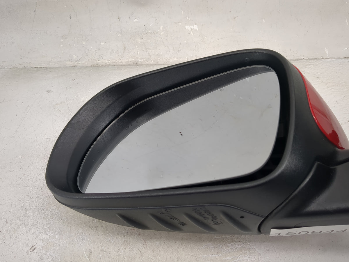 2020-2021 Kia Soul Driver Side View Mirror - Left Door Mirror OEM Used - Oemusedautoparts1.com