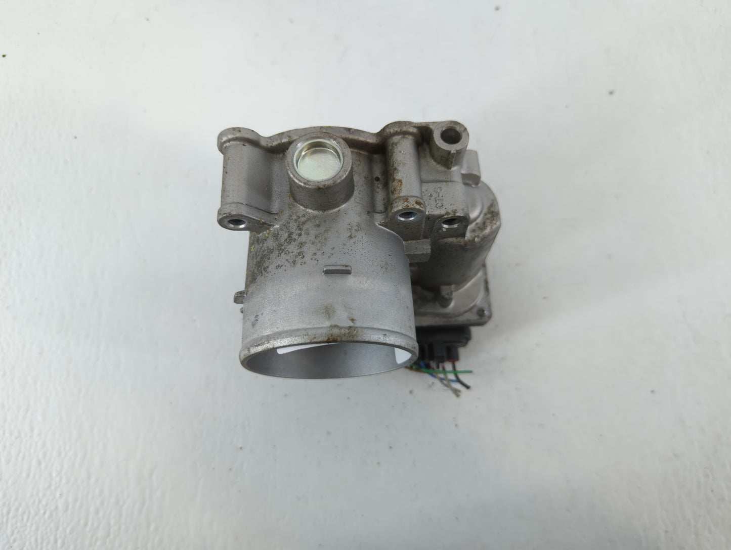 2020-2021 Kia Soul Throttle Body P/N:35100-2E410 Fits Fits 2020 2021 2022 OEM Used Auto Parts - Oemusedautoparts1.com