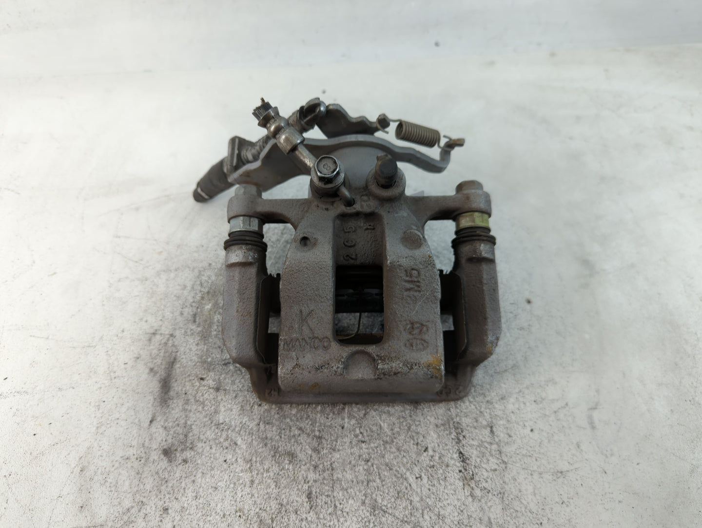 2020-2021 Kia Soul Front Driver Left Brake Caliper - Oemusedautoparts1.com