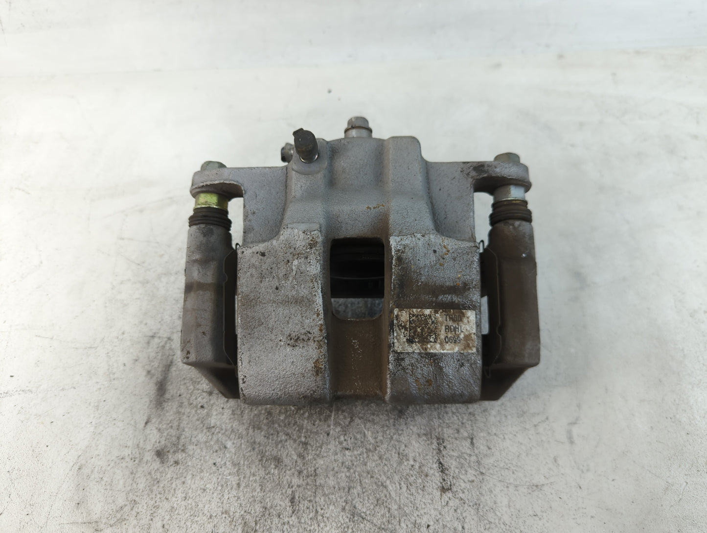 2020-2021 Kia Soul Front Driver Left Brake Caliper - Oemusedautoparts1.com