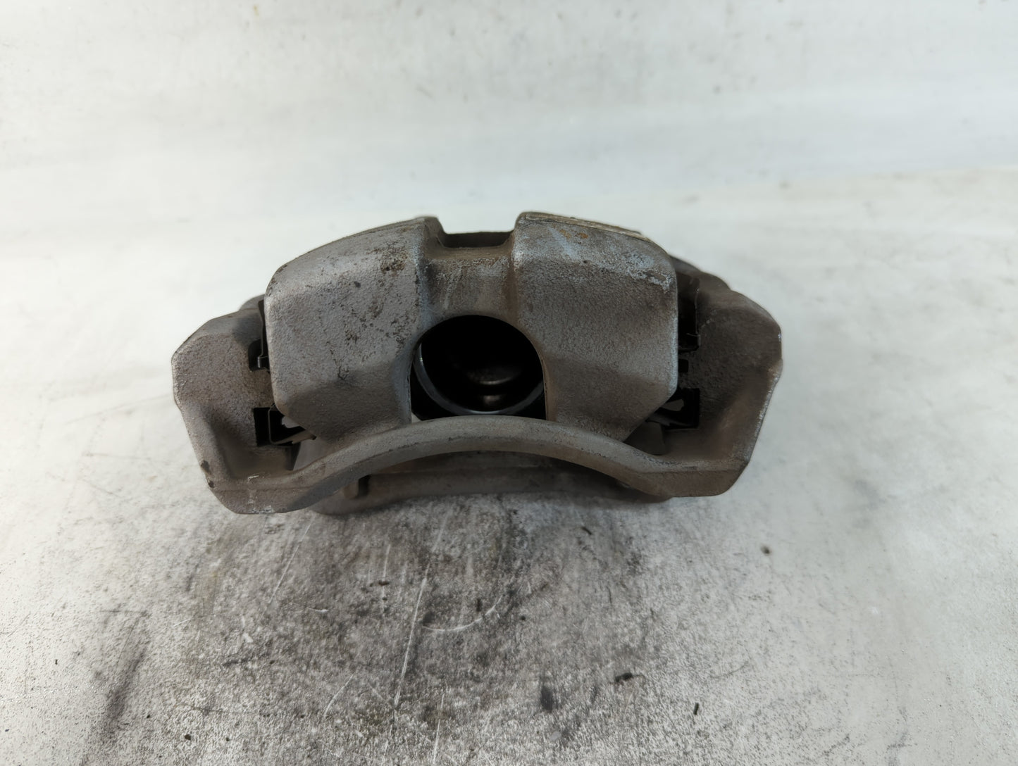 2020-2021 Kia Soul Front Driver Left Brake Caliper - Oemusedautoparts1.com