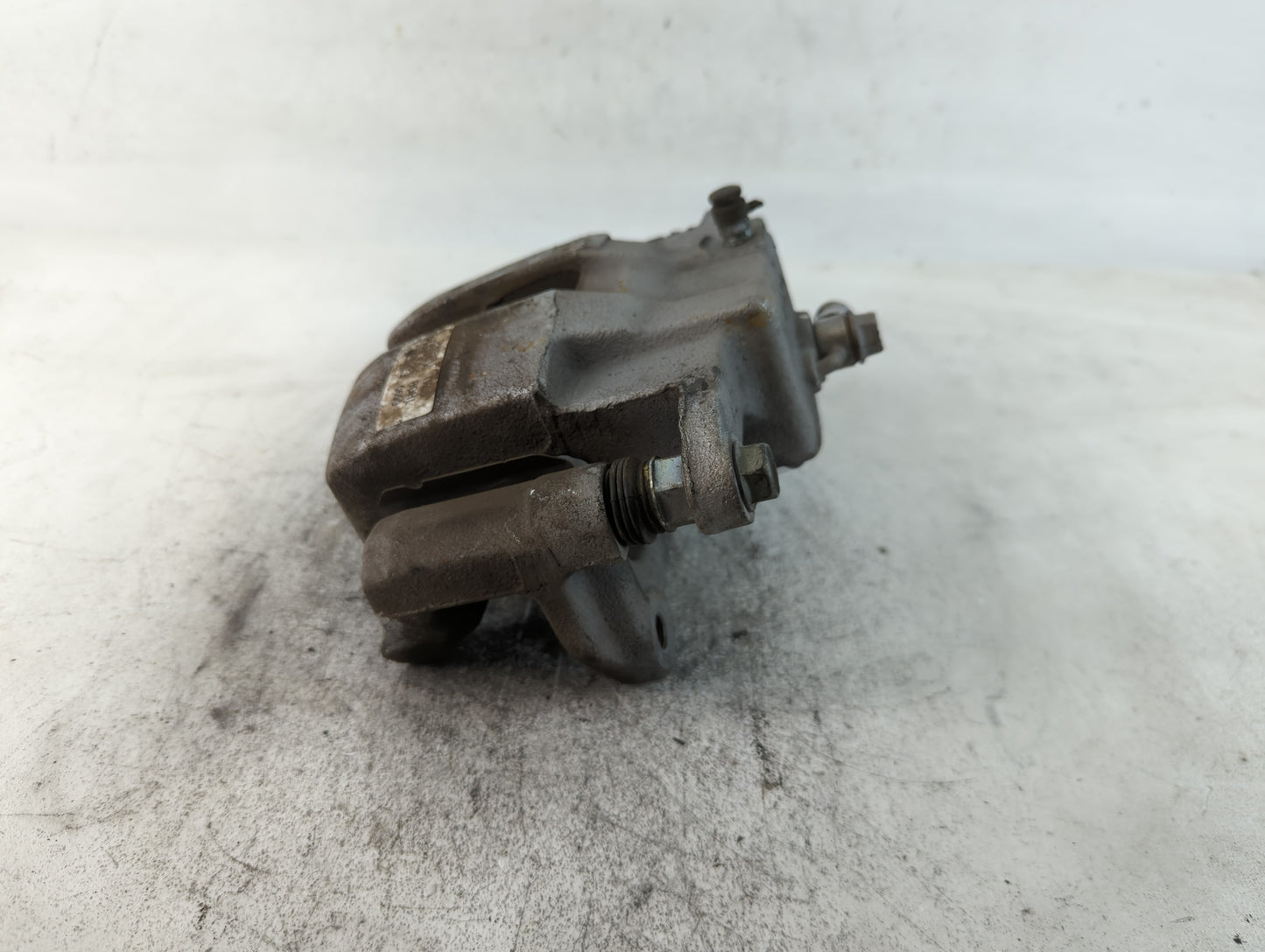 2020-2021 Kia Soul Front Driver Left Brake Caliper - Oemusedautoparts1.com