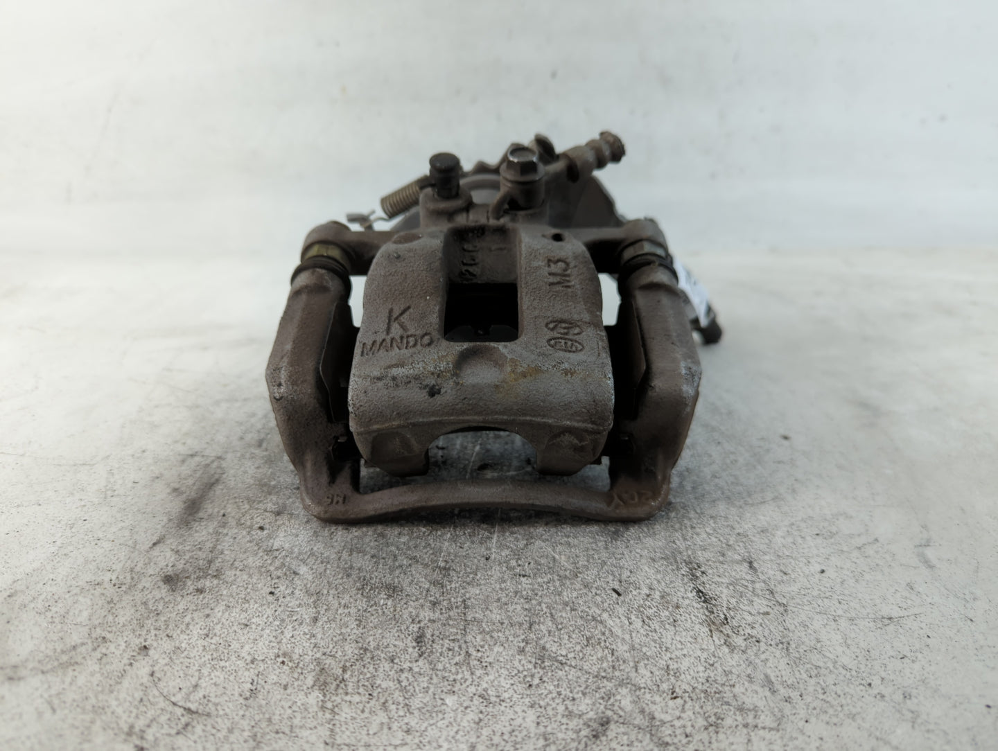 2020-2021 Kia Soul Front Driver Left Brake Caliper - Oemusedautoparts1.com