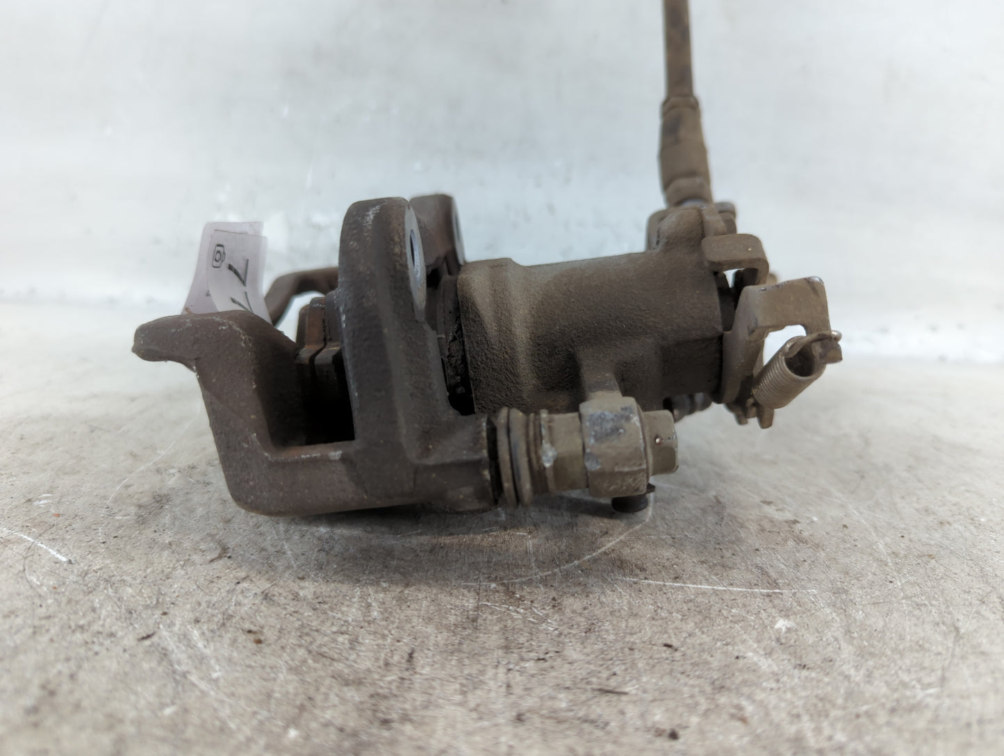 2020-2021 Kia Soul Front Driver Left Brake Caliper - Oemusedautoparts1.com