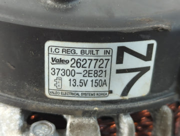 2020-2021 Kia Soul Alternator Replacement Generator Charging Assembly Engine OEM P/N:2627727 37300-2E821 Fits OEM Used Auto Parts
