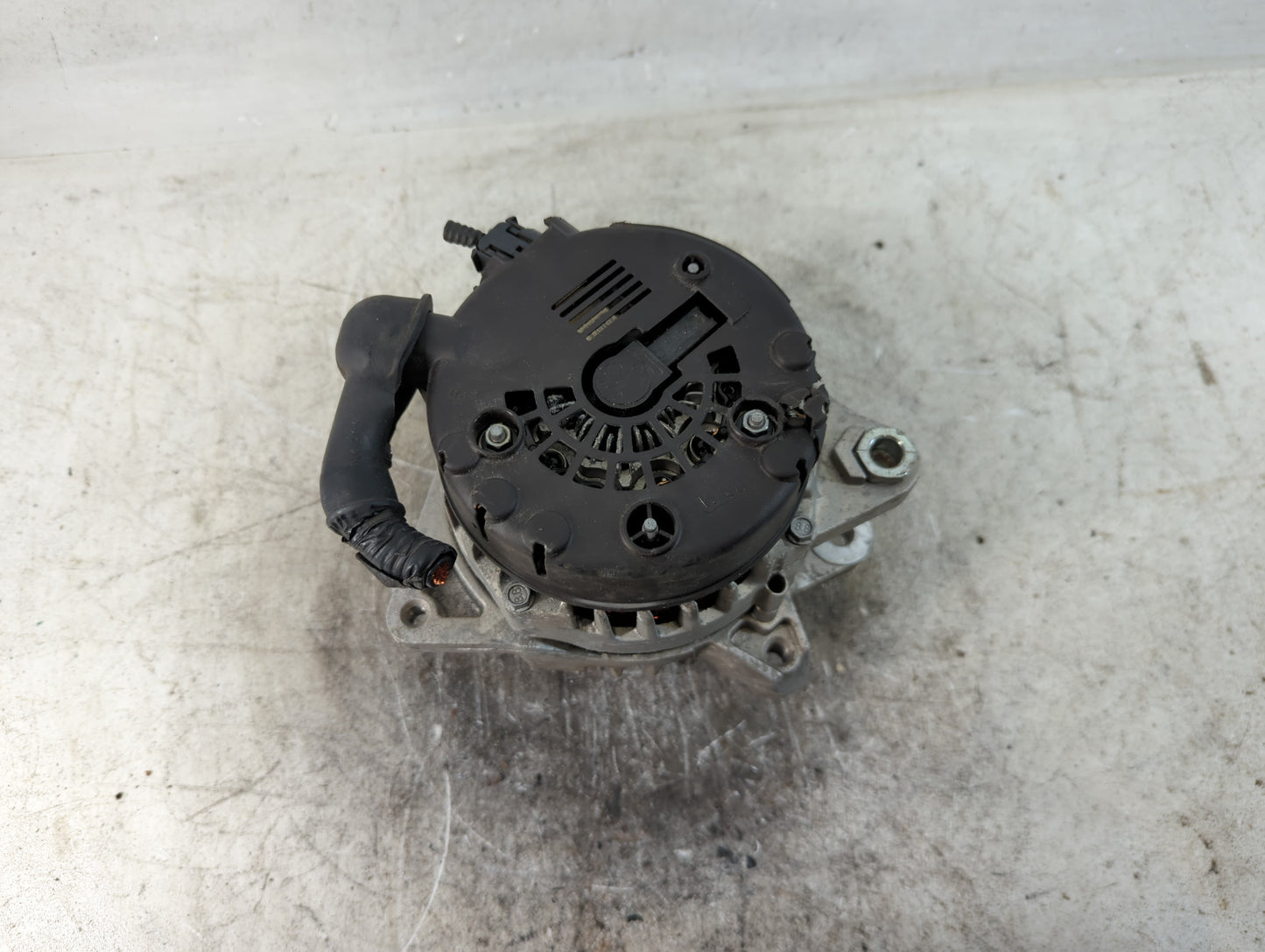 2020-2021 Kia Soul Alternator Replacement Generator Charging Assembly Engine OEM P/N:2627727 37300-2E821 Fits OEM Used Auto 