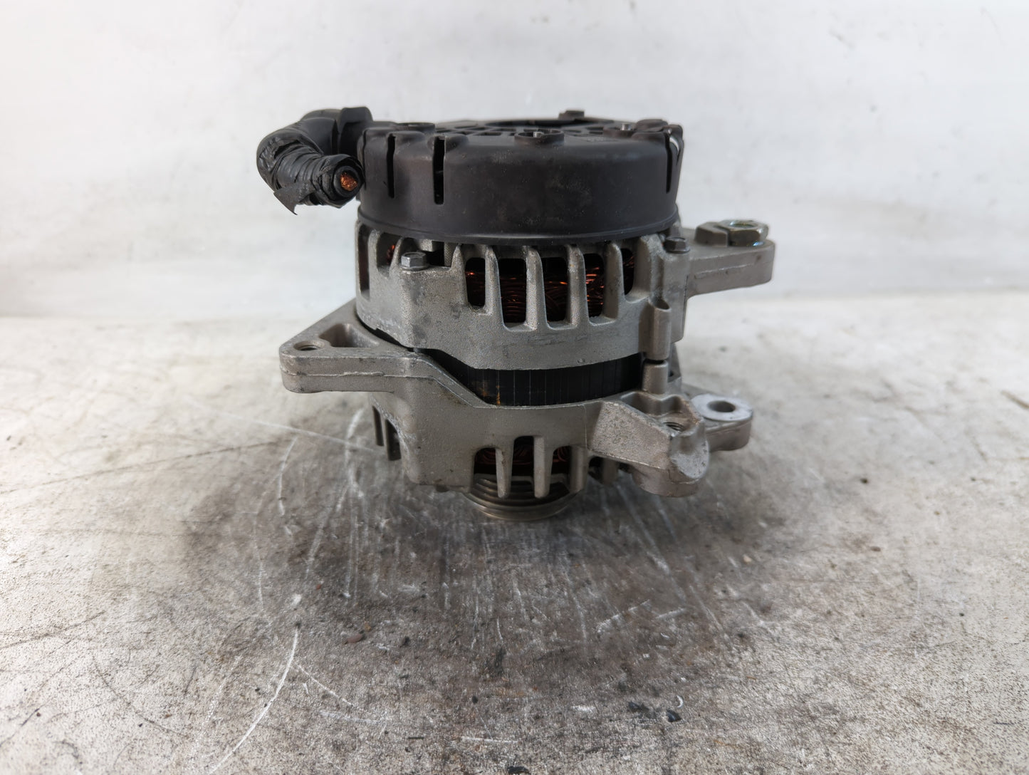 2020-2021 Kia Soul Alternator Replacement Generator Charging Assembly Engine OEM P/N:2627727 37300-2E821 Fits OEM Used Auto 