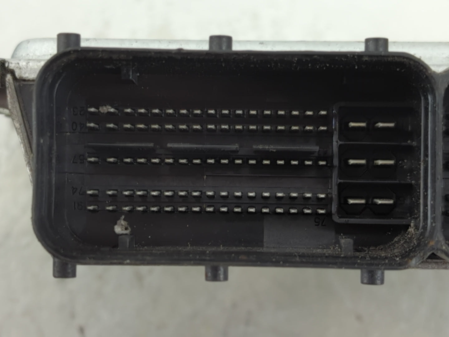2020-2021 Kia Soul PCM Engine Control Computer ECU ECM PCU OEM P/N:39171-2ELC2 39170-2ELC2 Fits Fits 2020 2021 OEM Used Auto
