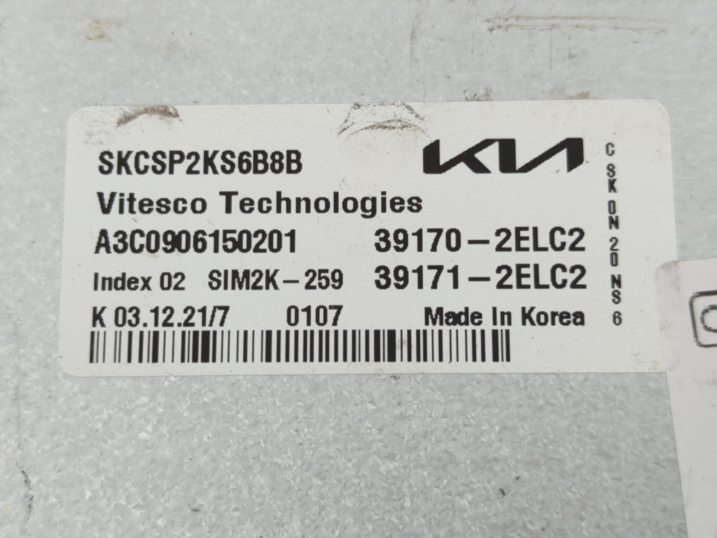 2020-2021 Kia Soul PCM Engine Control Computer ECU ECM PCU OEM P/N:39171-2ELC2 39170-2ELC2 Fits Fits 2020 2021 OEM Used Auto