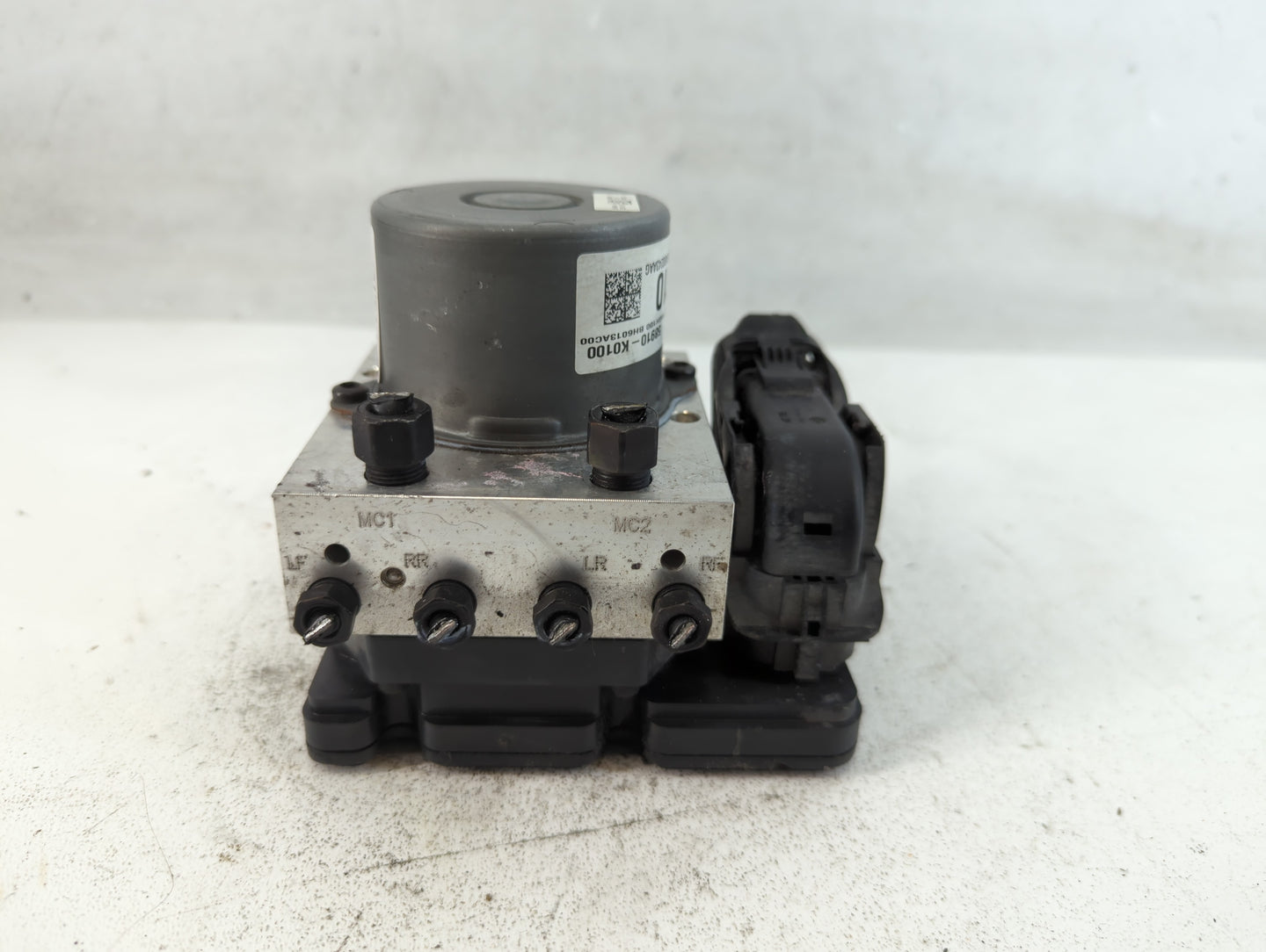 2020-2021 Kia Soul ABS Pump Control Module Replacement P/N:58910-K0100 Fits Fits 2020 2021 OEM Used Auto Parts - Oemusedauto