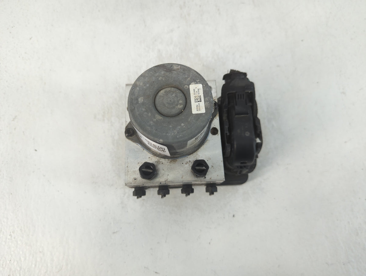 2020-2021 Kia Soul Anti-Lock Brake ABS Pump Module Actuator OEM P/N:58910-K0100 Fits Fits 2020 2021 OEM Used Auto Parts - Oe